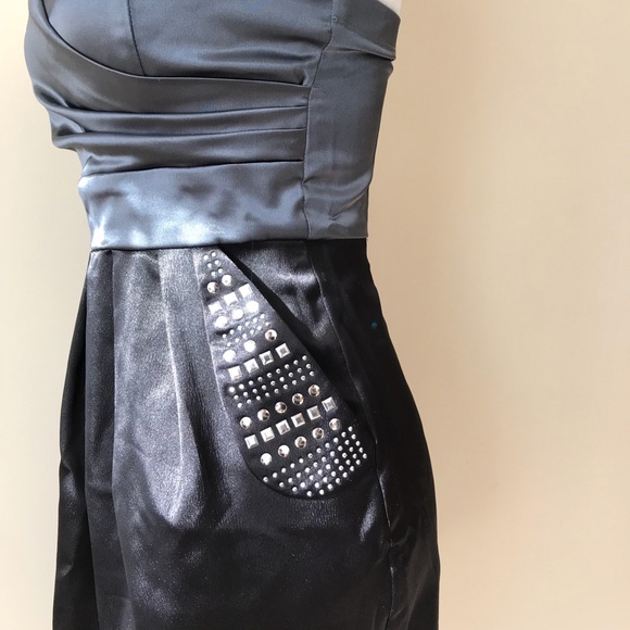 Windsor strapless studded homecoming dress - Picture 4 of 5